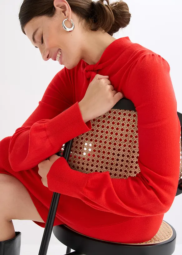 Abito fluente in maglia di misto viscosa, bonprix