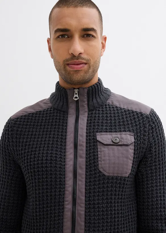 Cardigan in filato grosso con inserti di tessuto, bonprix