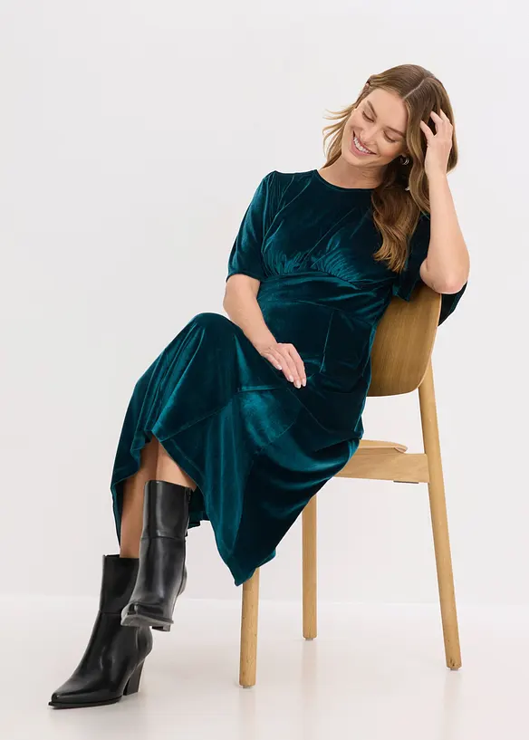 Abito midi in velluto morbido, bonprix