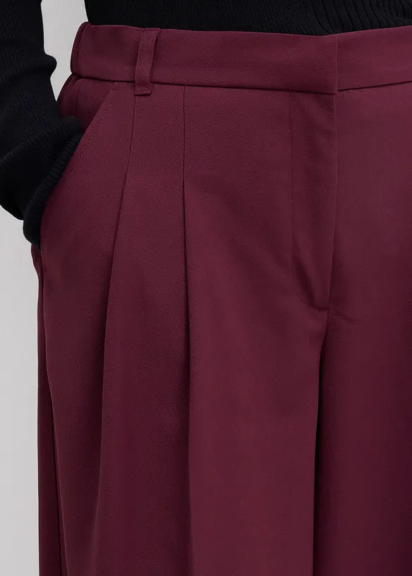 Pantaloni con pinces, girovita comodo e spacchetti, bonprix