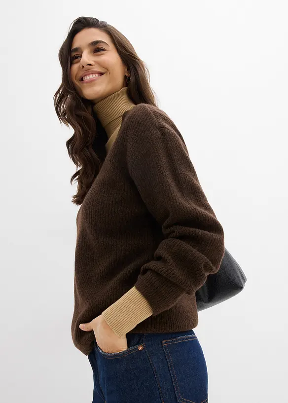 Maglione con scollo a V, bonprix