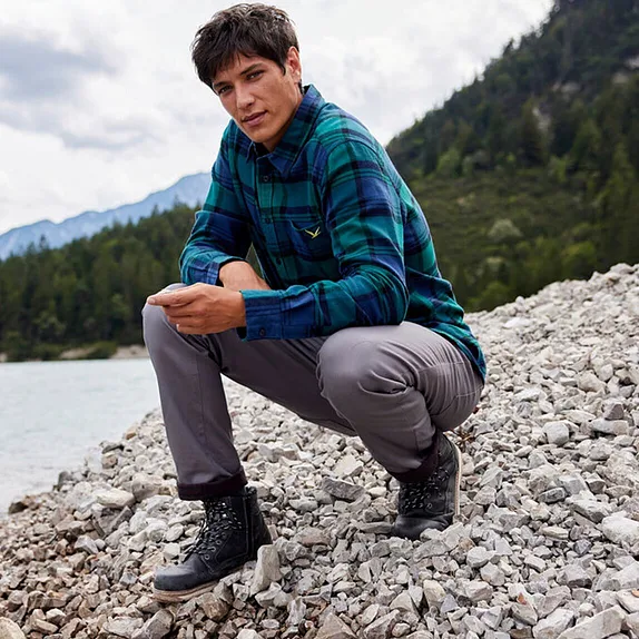 Uomo - Pantaloni termici elasticizzati con fodera in flanella straight, regular fit - Grigio fumé