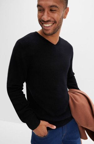Uomo - Maglione in lana Premium con Good Cashmere Standard® e scollo a V - Nero