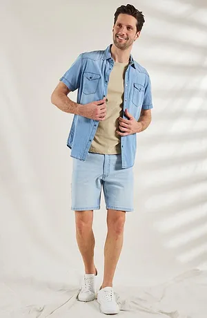 Heisenberg_FutureUse - Camicia a maniche corte in jeans di puro cotone biologico, slim fit - Blu ghiaccio denim