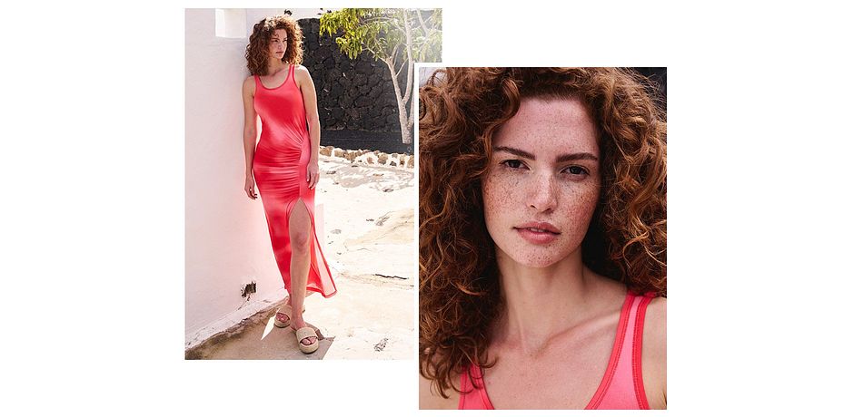 Ispirazione - Abito di jersey con arricciatura e cut-out - Rosso / fucsia fantasia