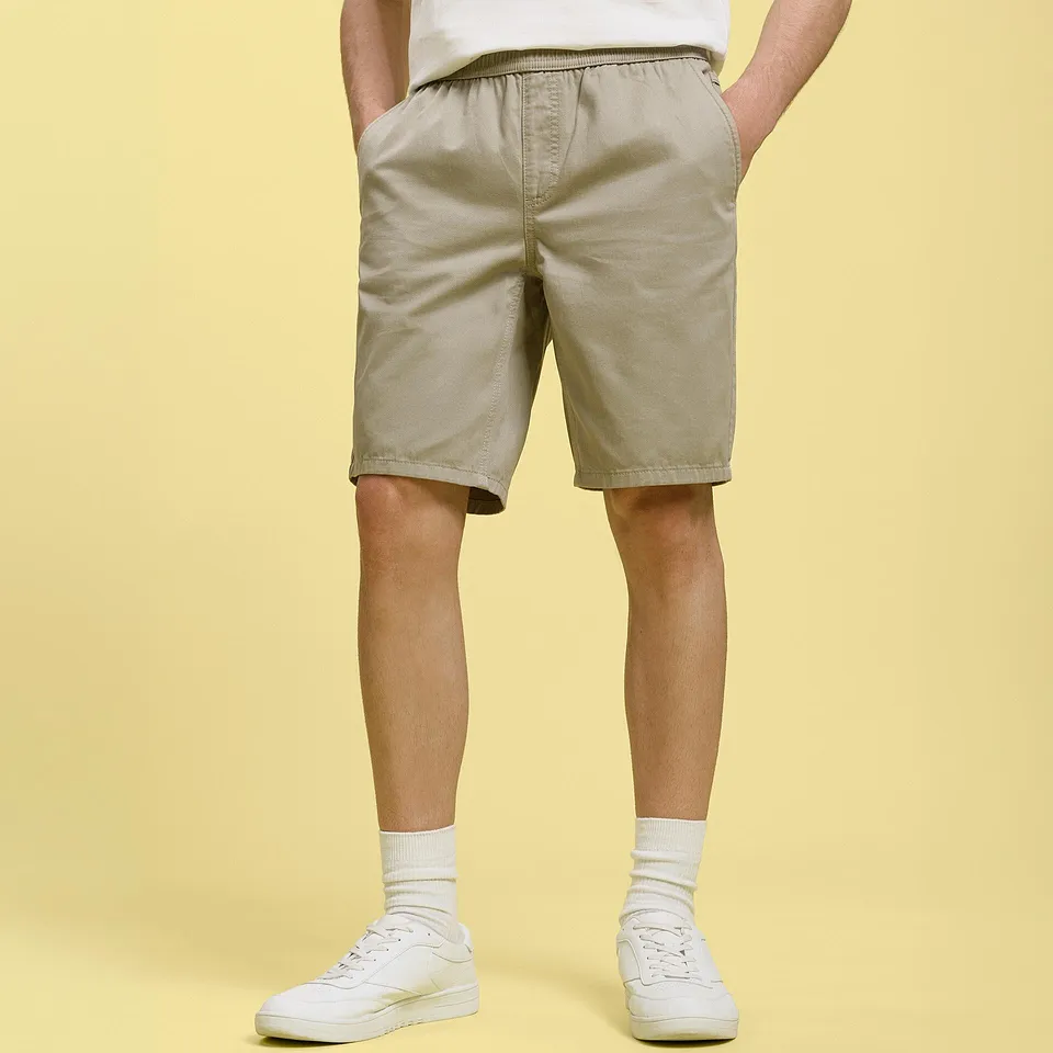 Uomo - Bermuda in puro cotone con elastico in vita, regular fit - Kaki scuro