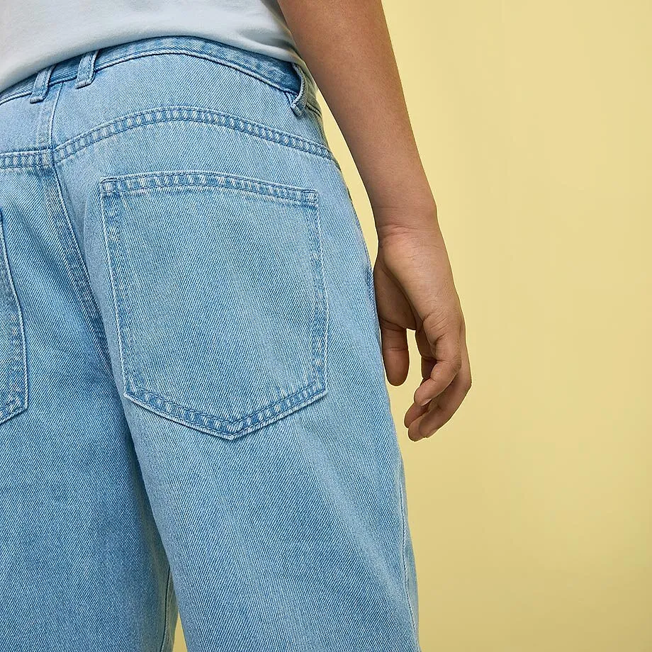 Jeans casual azzurri.