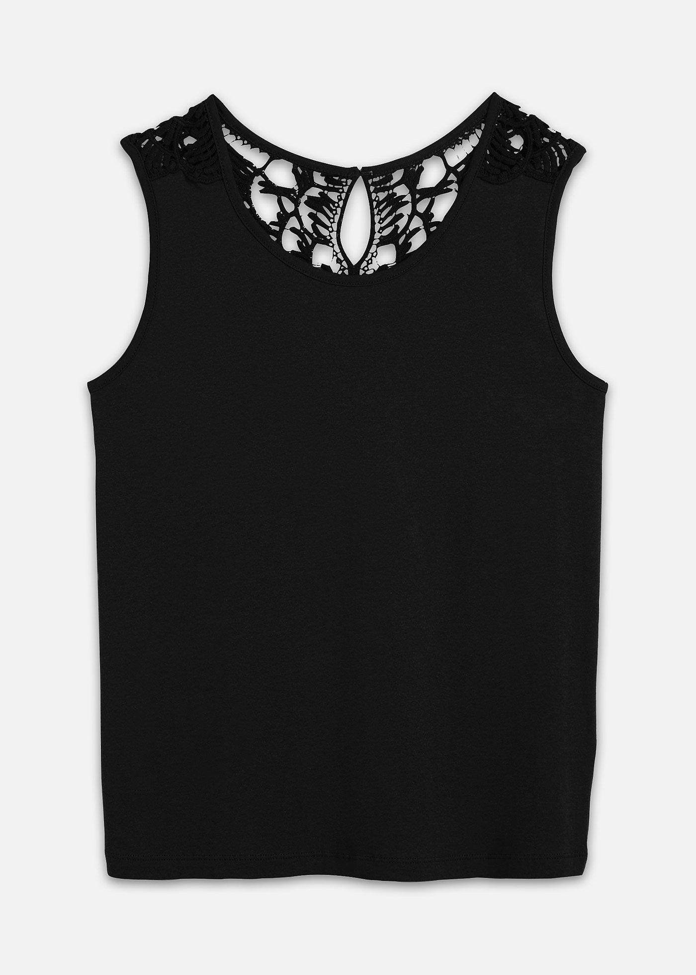 Top con pizzo