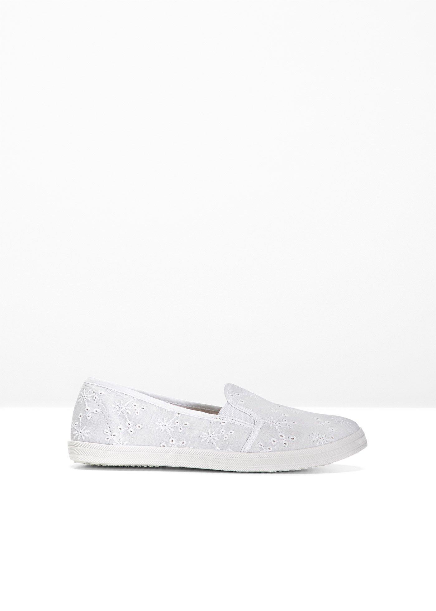Slip on con ricamo traforato
