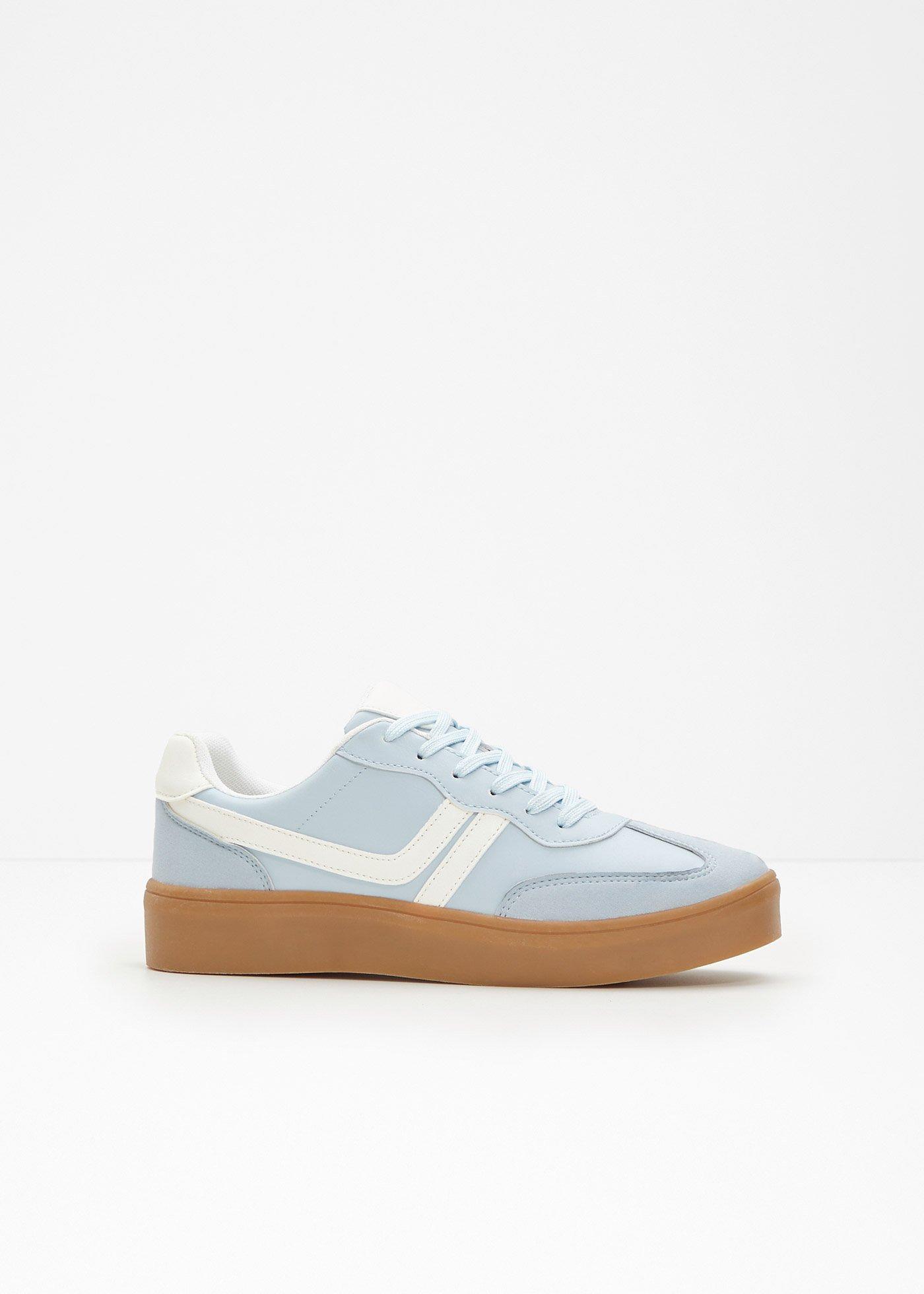 Sneaker con plateau in stile retrò
