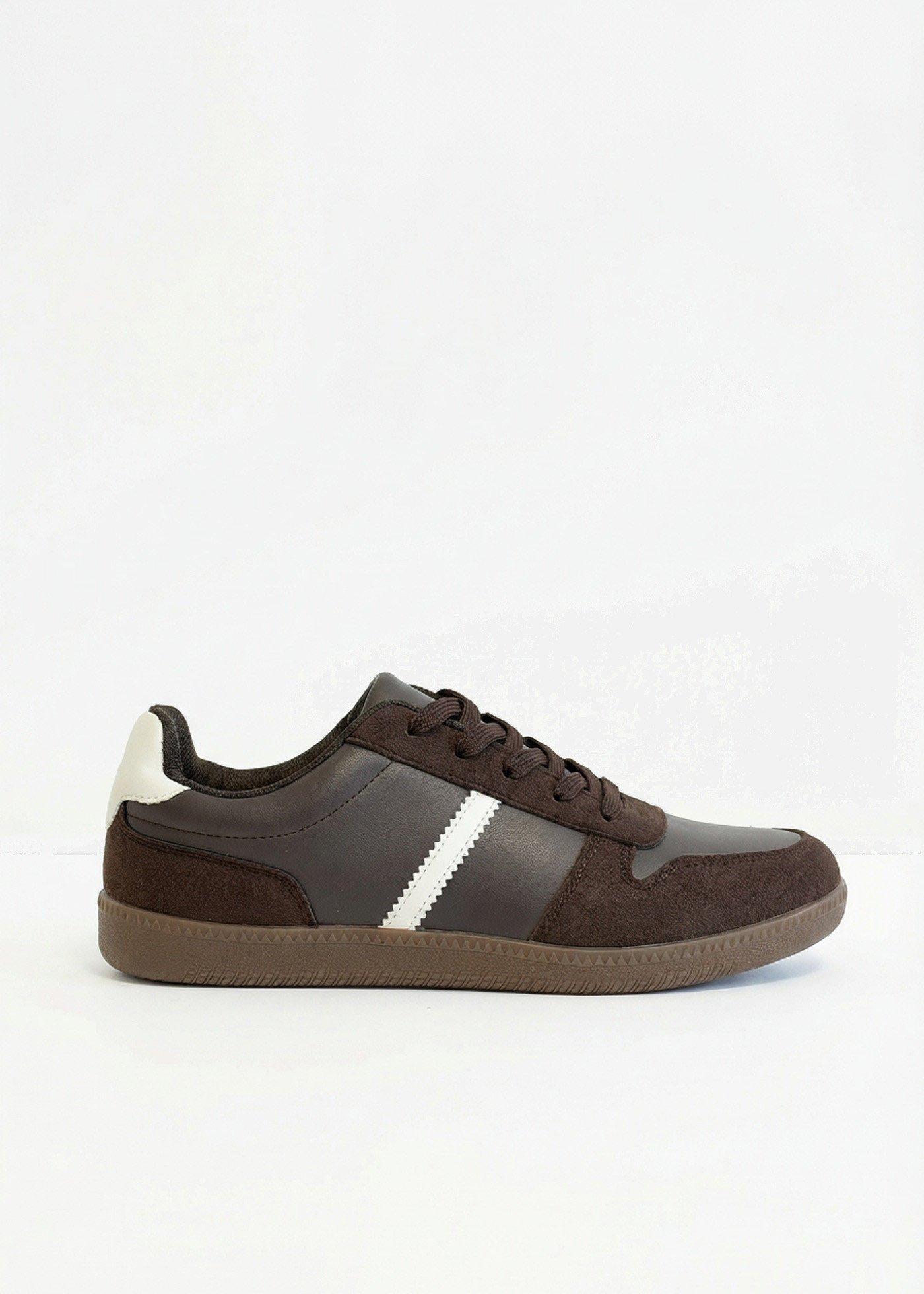 Sneaker in stile retrò