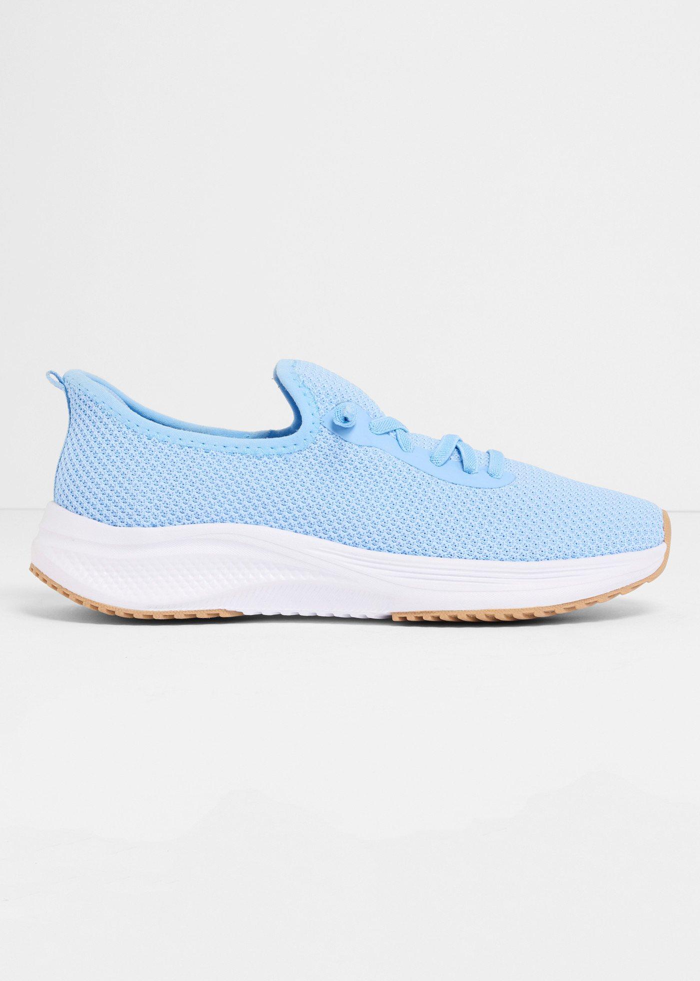 Sneaker comode in materiale morbido