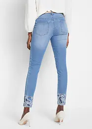Jeans slim fit elasticizzati, vita media, bonprix