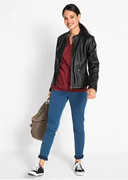 Giacca in similpelle leggera e sciancrata con inserti elasticizzati ai lati, bonprix