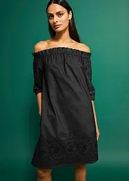 Abito con spalle scoperte con ricamo traforato, bonprix