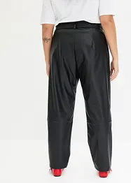 Pantaloni in similpelle con cntura, bonprix