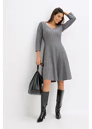Abito in maglia di misto viscosa fluente, bonprix