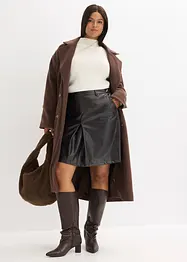 Gonna a pieghe in similpelle di vernice, bonprix