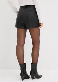 Shorts in similpelle, bonprix