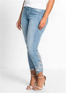 Jeans con ricami a vita media, bonprix