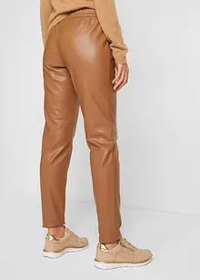 Pantaloni in similpelle con elastico in vita, bonprix