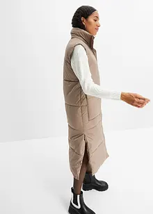 Gilet trapuntato imbottito in poliestere riciclato con cappuccio staccabile, bonprix