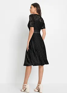 Abito in pizzo con inserto a uncinetto, bonprix