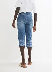 Jeans capri con ricami, bonprix