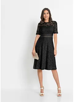 Abito in pizzo con inserto a uncinetto, bonprix