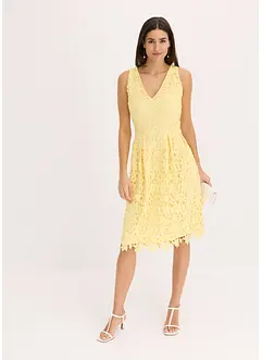 Abito in pizzo con inserto all'uncinetto, bonprix