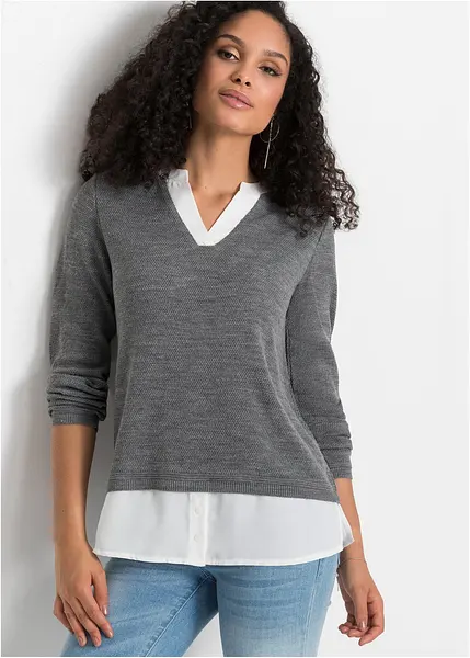 Maglione con inserto di camicia e scollo interessante grigio melange