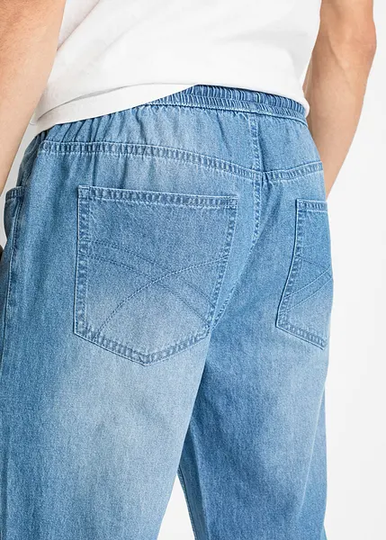 Confezione da due paia di jeans molto comodi perfetti per l'estate