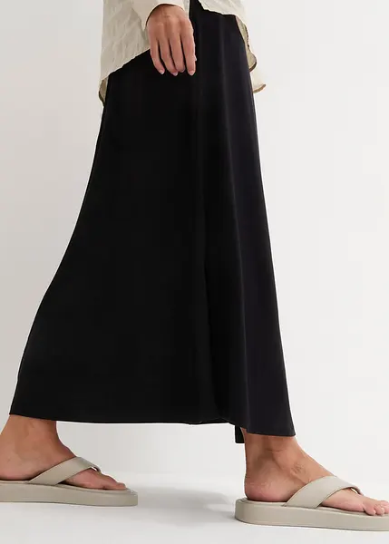 Gonna lunga in jersey facile da abbinare Nero