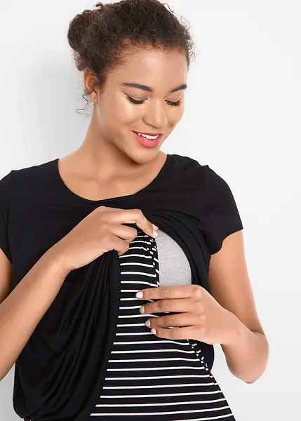 Pratica maglietta per la gravidanza e oltre