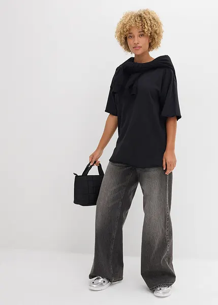 T-shirt lunga oversize con spacchi ai lati Nero