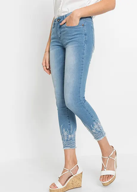 Jeans skinny con ricami, bonprix