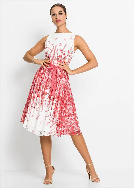 Abito in pizzo con cintura in satin da annodare, bonprix