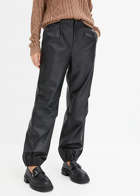 Pantaloni parachute in similpelle, bonprix