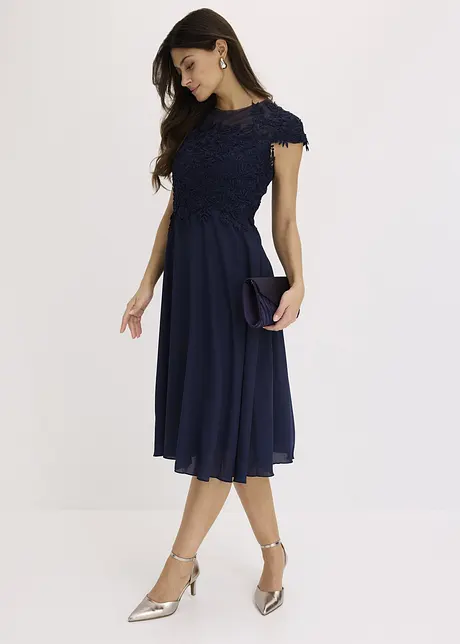 Abito midi in delicato tulle con pizzo, bonprix