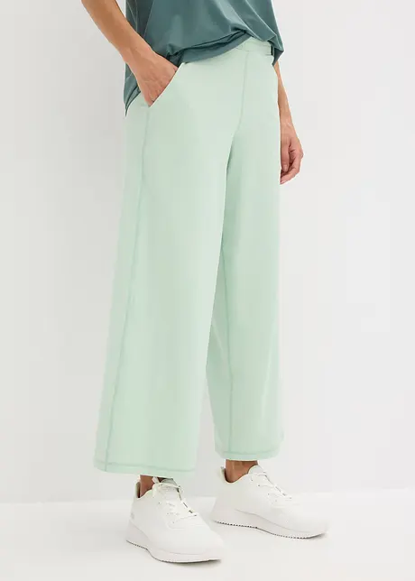 Pantaloni capri sportivi comodi con gambe larghe, bonprix