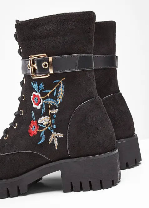 Stivali stringati con ricami, bonprix