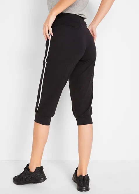 Pantaloni capri sportivi in cotone, bonprix