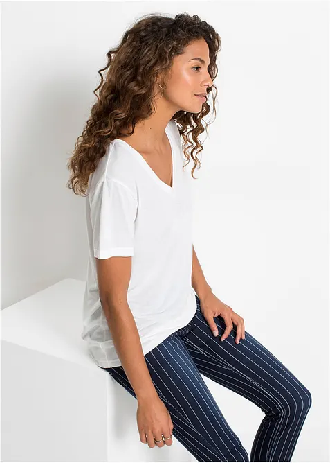 T-shirt con scollo a V, bonprix