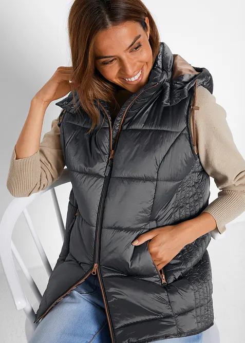 Gilet trapuntato con cappuccio rimovibile, bonprix