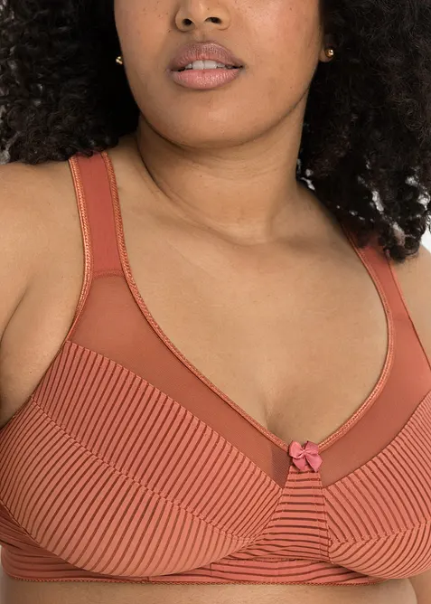 Reggiseno minimizer senza ferretto con spalline imbottite, bonprix