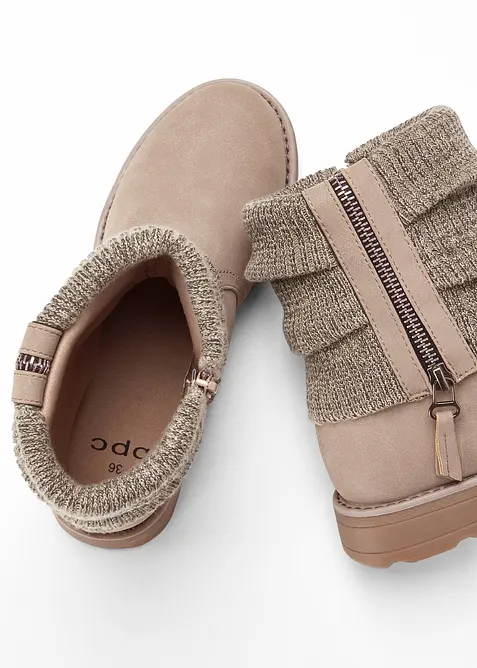 Stivaletti con inserto in maglia, bonprix