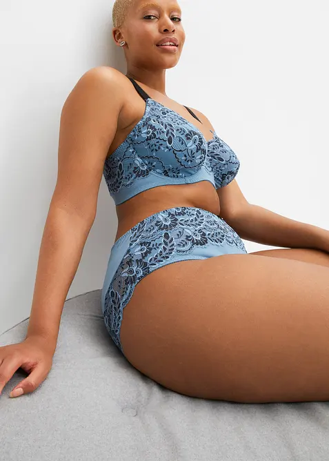 Slip alto con pizzo delicato, bonprix