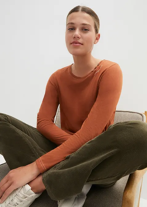 Maglia a maniche lunghe con bottoni decorativi, bonprix