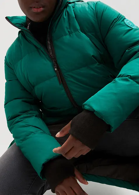 Piumino tecnico con piuma riciclata e tecnologia termica isolante, bonprix