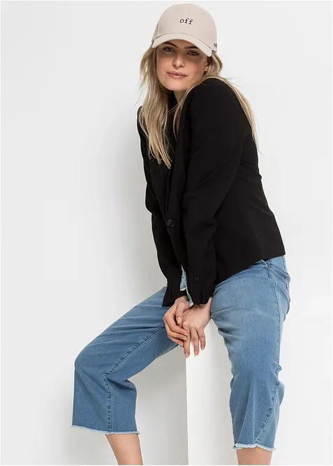 Cappello con visiera e ricamo, bonprix